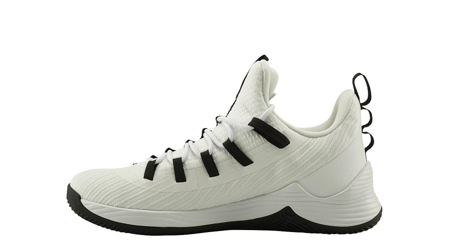 Jordan Ultra Fly 2 Low White Black kosaras cipő Jordan Ultra Fly 2 Low White Black kosaras cipő